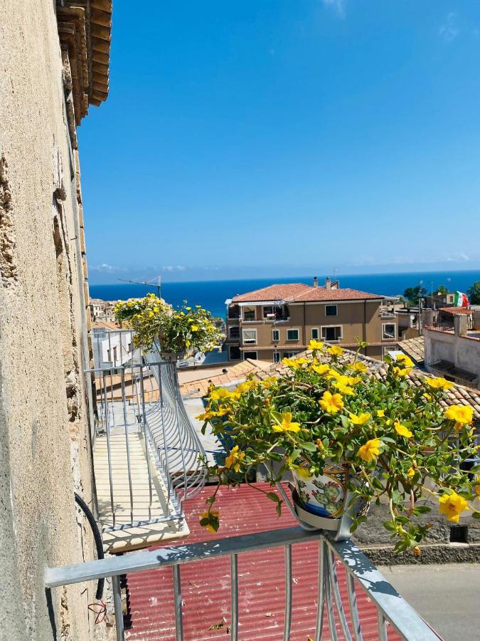 Fior Dei Carmeliti Rooms And Parking Tropea Exterior foto